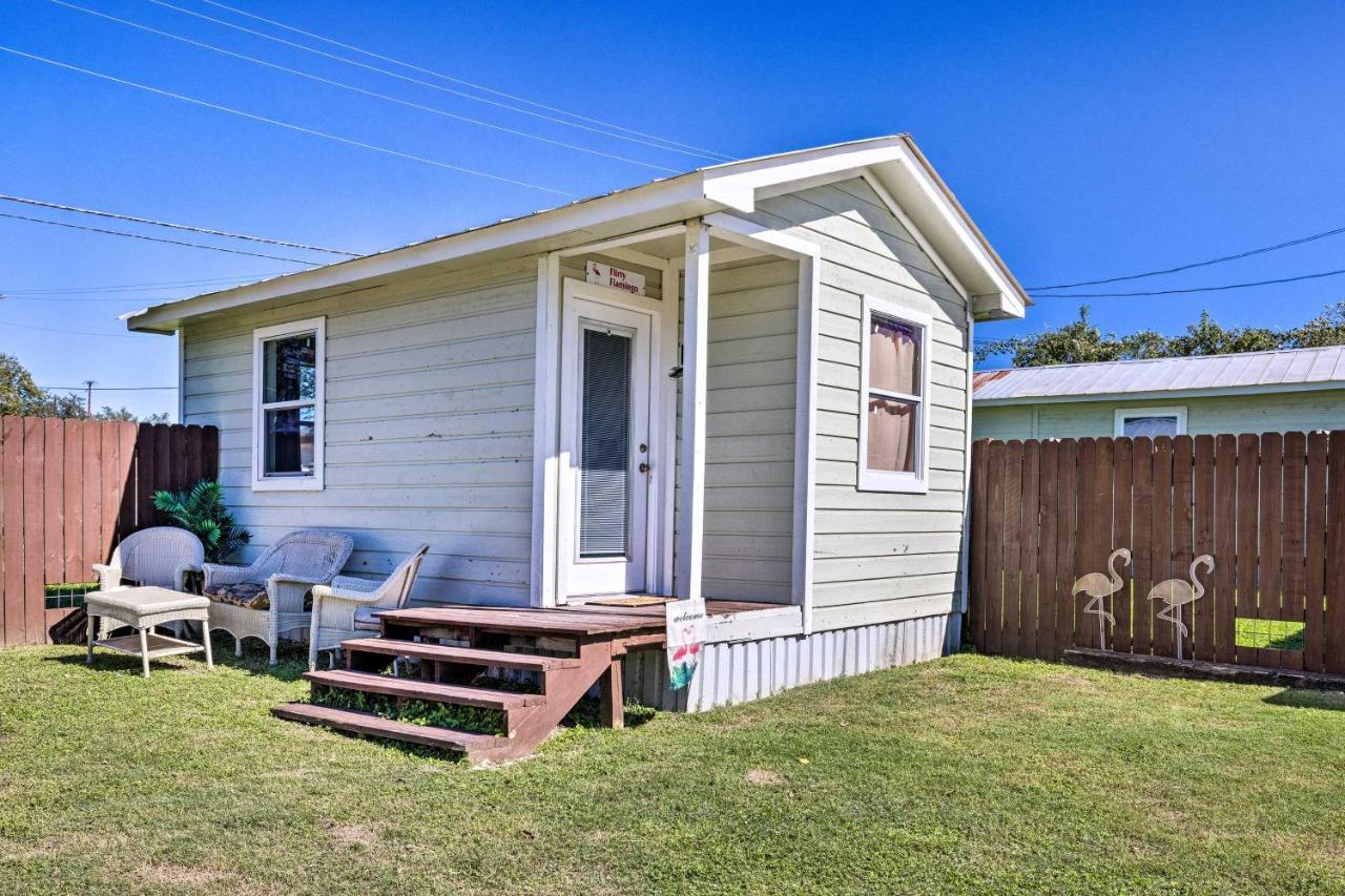 Flirty Flamingo Studio 1 Mi To Canyon Lake Exterior foto